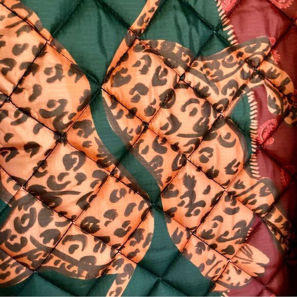 NEW FARM Rio Patchwork Tapestry Crochet Puffer Jacket Tropical Tie Belt Size XL - Picture 10 of 16